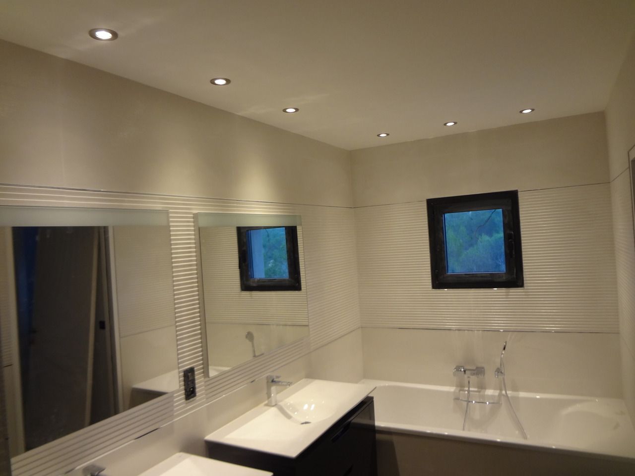 Éclairage d’une salle de bains